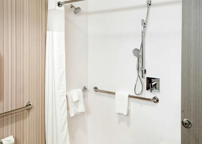 Courtyard By Marriott Charleston-north Charleston Hotel 3*