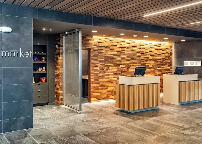 Courtyard By Marriott Charleston-north Charleston Hotel