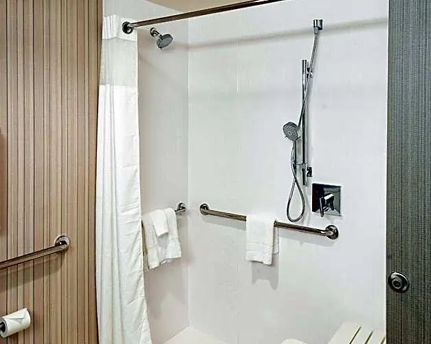 Courtyard By Marriott Charleston-north Charleston Hotel 3*