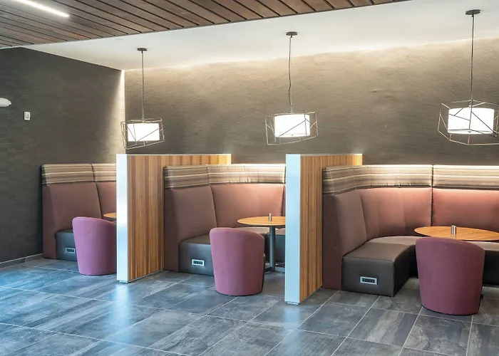 Courtyard By Marriott Charleston-north Charleston Hotel