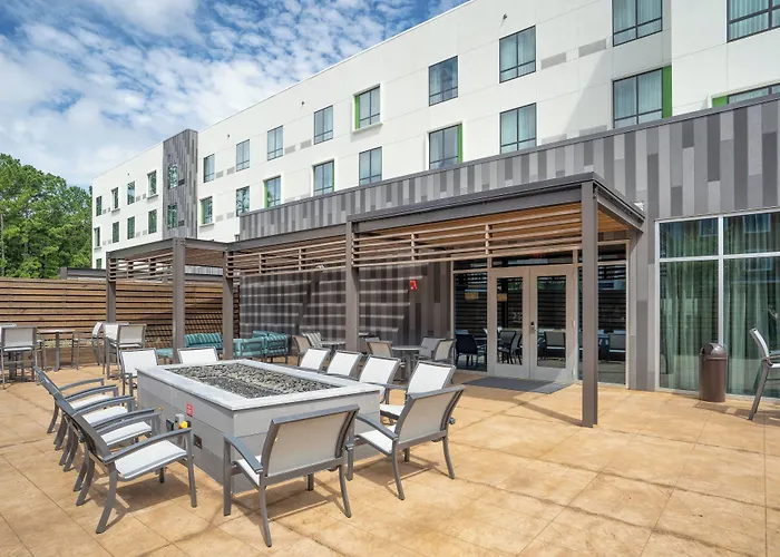 Courtyard By Marriott Charleston-north Charleston Hotel