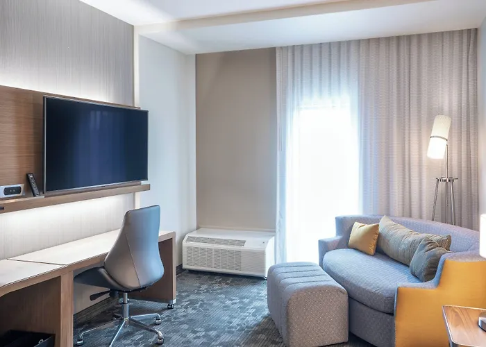 Courtyard By Marriott Charleston-north Charleston